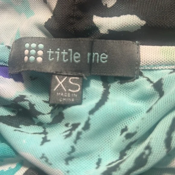 Title Nine Amphib Tunic Swim Coverup Turquoise XS Hood - Picture 5 of 8